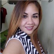 Trabajo como niñera ayudando en clases escolares